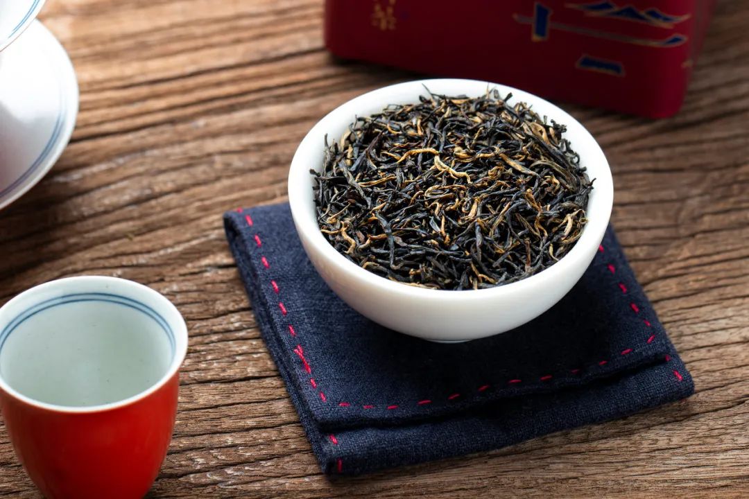 安徽 | 一杯茶里的徽商往事